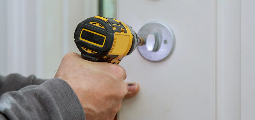 Street Locksmith For Smart Lock Repair in Hidden Valley Lake, CA