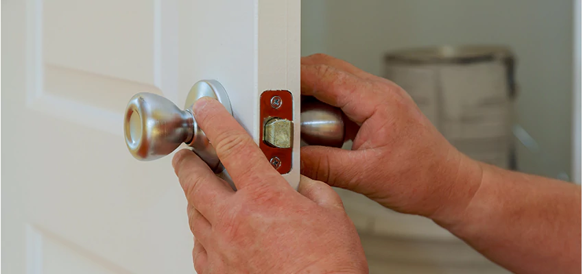 AAA Locksmiths For lock Replacement in Hidden Valley Lake, California