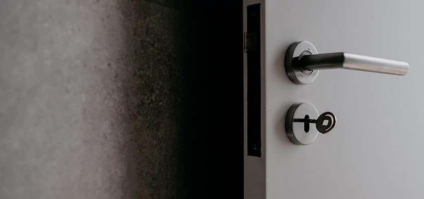 Front Door Handle Repair And Installation in Hidden Valley Lake, CA